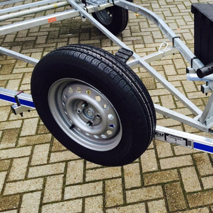 Boottrailer Reservewiel met houder